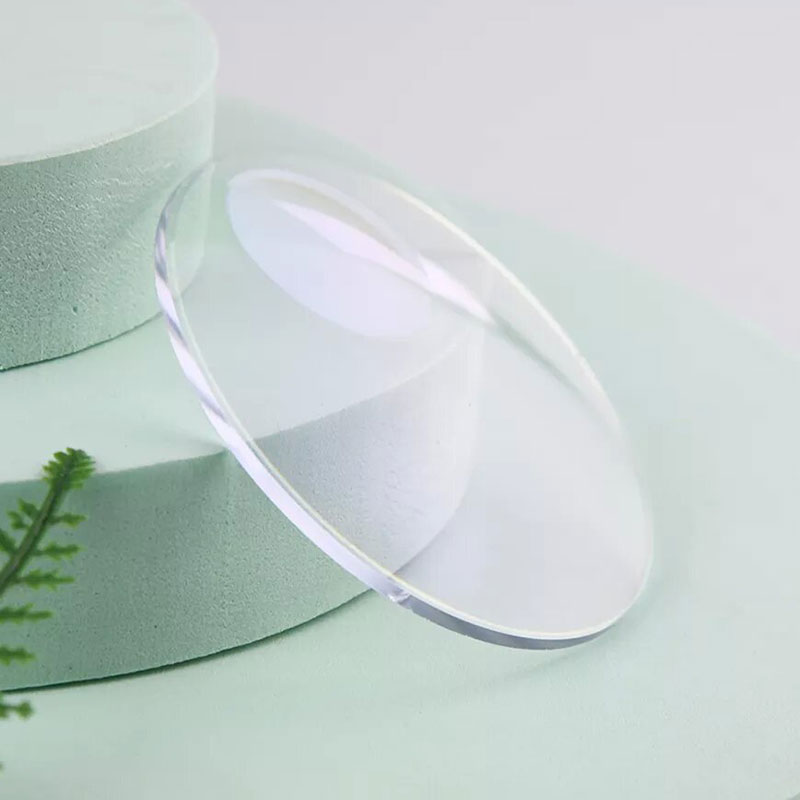 1.499 Бифокальная линза с круглой вершиной