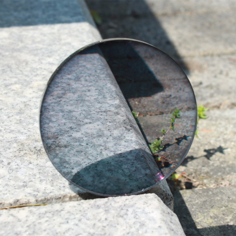 Фотохромная линза 1,60 с синим блоком HMC/SHMC