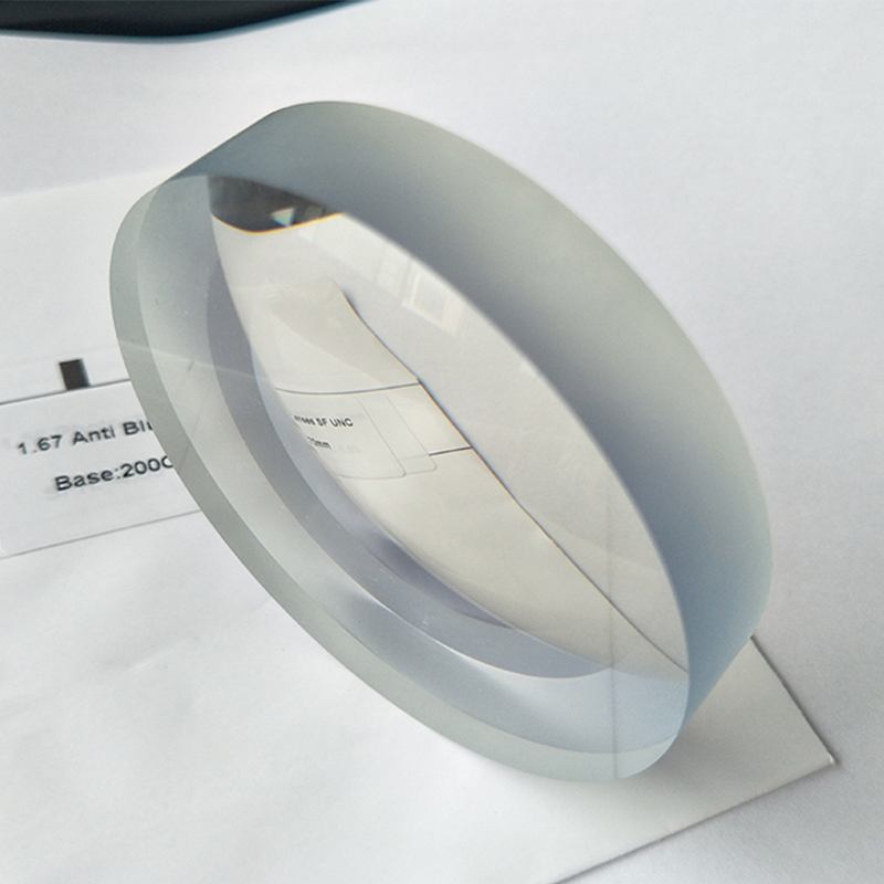 Полуфабрикатная однофокальная линза с синим блоком 1,67